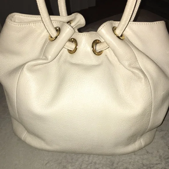 Michael Kors Cream Hobo Bag - Picture 3 of 4